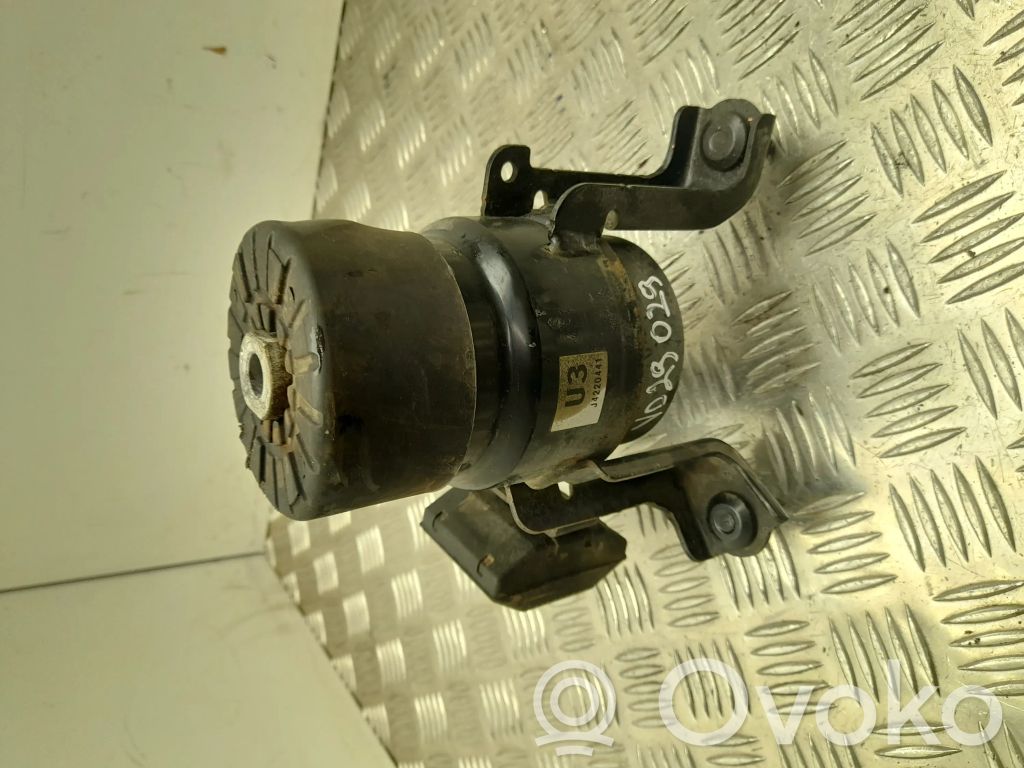 Toyota RAV 4 (XA50) Suport tampon motor 