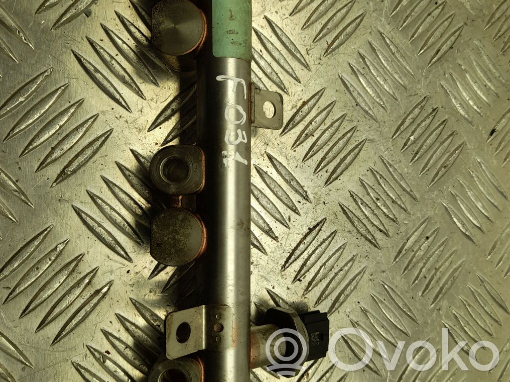 Rozdzielacz paliwa   353422M400,VD29108