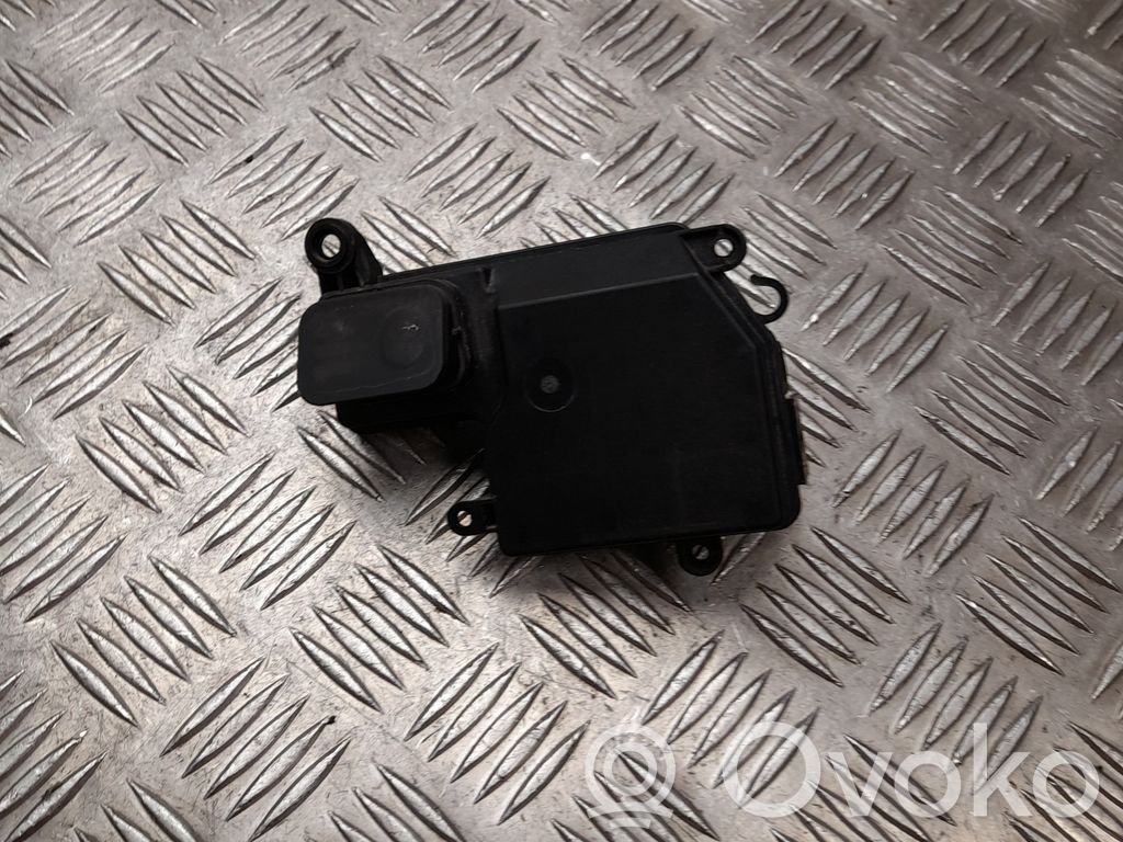 Hyundai Kona I Otros interruptores/perillas/selectores 