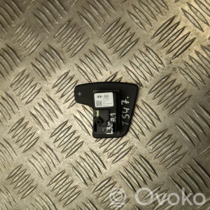 Przełącznik / Przycisk kierownicy   96780J9001,L3821