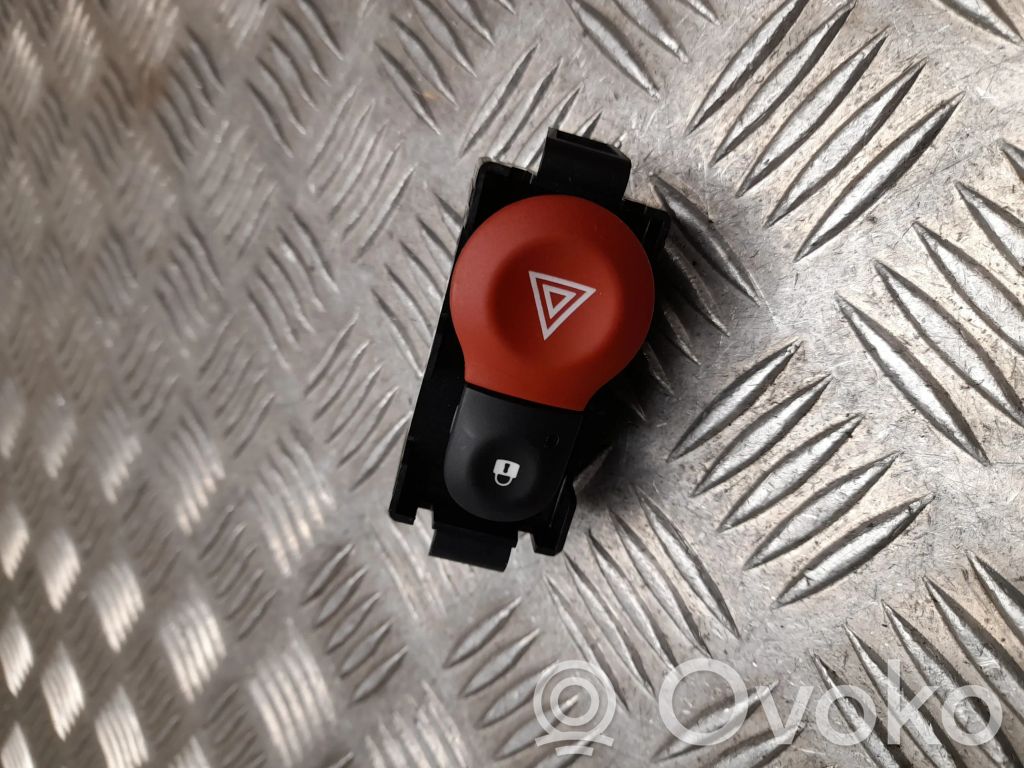 Smart ForFour II W453 Hazard light switch 