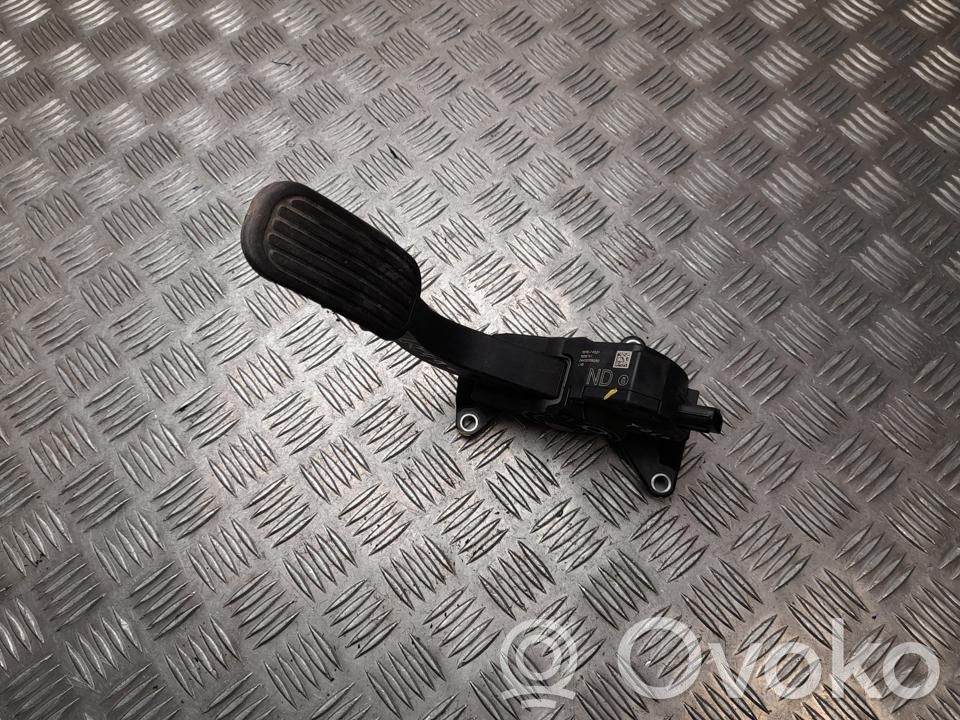 Toyota C-HR I Pedal del acelerador 