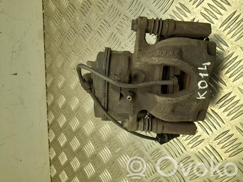 Audi A5 Tylny zacisk hamulcowy 
