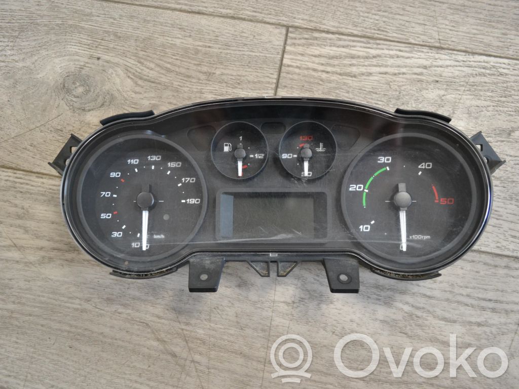 Iveco Daily 6th gen Vitezometru (grup de instrumente) 