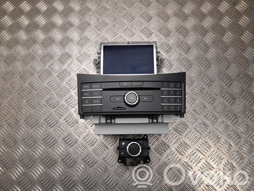 Mercedes-Benz E W212 Radio / CD-Player / DVD-Player / Navigation 