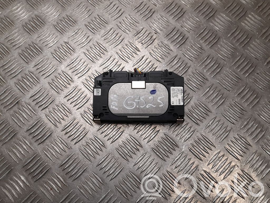 BMW 7 G11 G12 Wireless charging module 