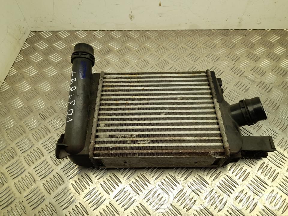 Dacia Sandero Interkūlerio radiatorius 