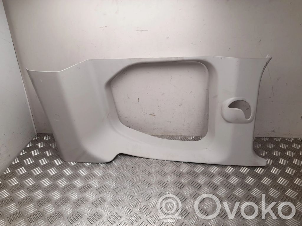 Opel Combo E Pilar (C) 