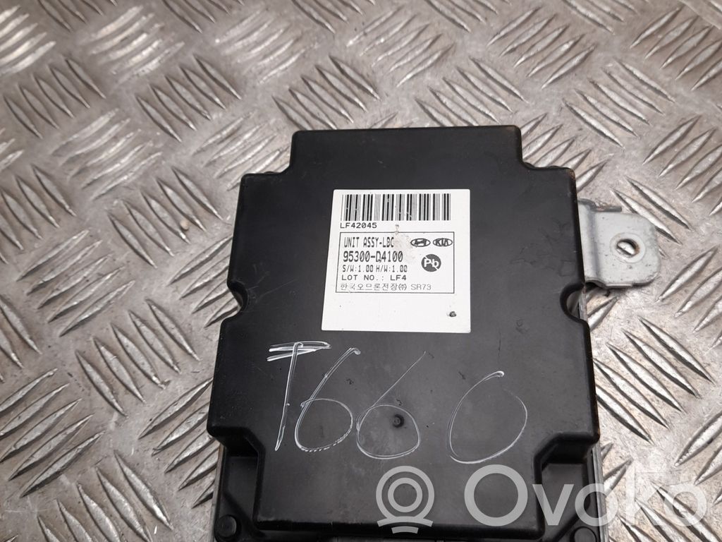 KIA Optima Voltage converter/converter module 