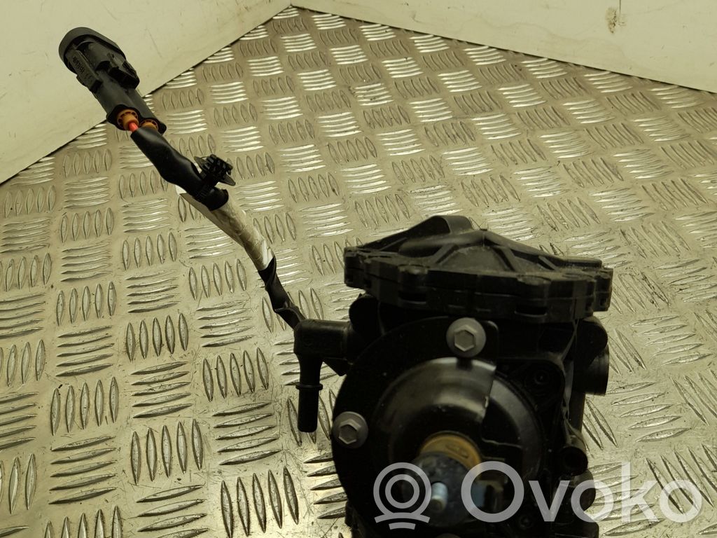 Opel Corsa F Bomba de vacío 