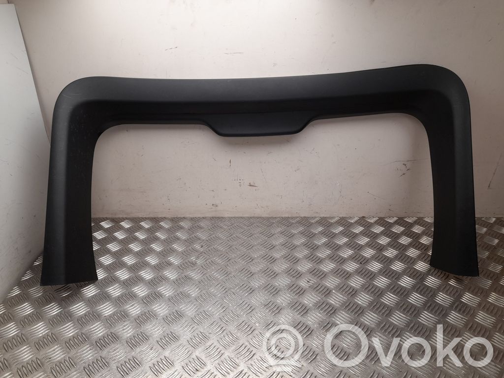Tesla Model Y Tailgate/boot lid cover trim 