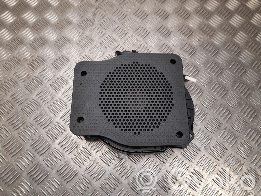 BMW iX Subwoofer 