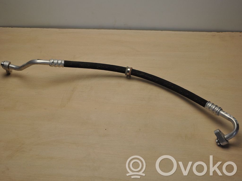 Mercedes-Benz EQA Wąż / Przewód klimatyzacji A/C 