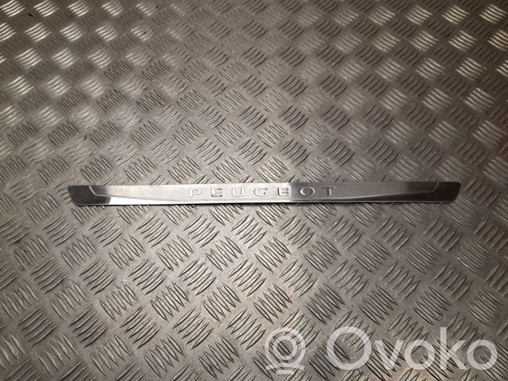 Peugeot 508 II Front sill trim cover 