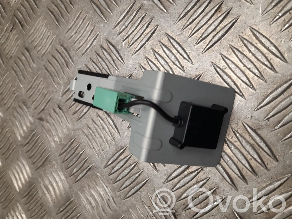 GPS Antenne   TK7866DY0B,U876