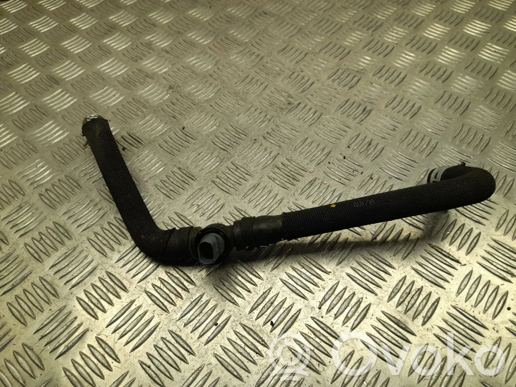 Volkswagen Golf VII Przewód / Wąż chłodnicy 