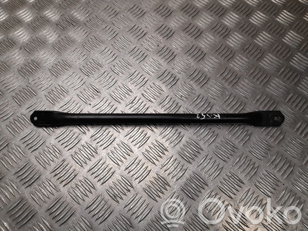 Lexus ES VII XZ10 Engine mounting bracket 