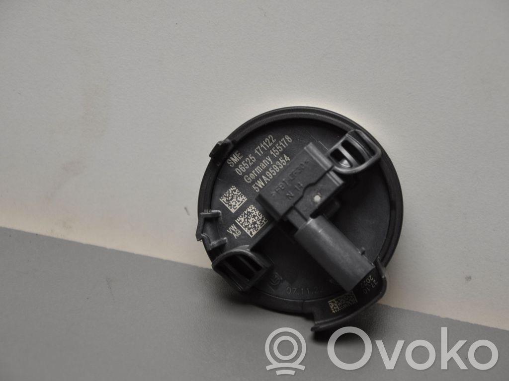 Audi A3 8Y Airbagsensor Crashsensor Drucksensor 