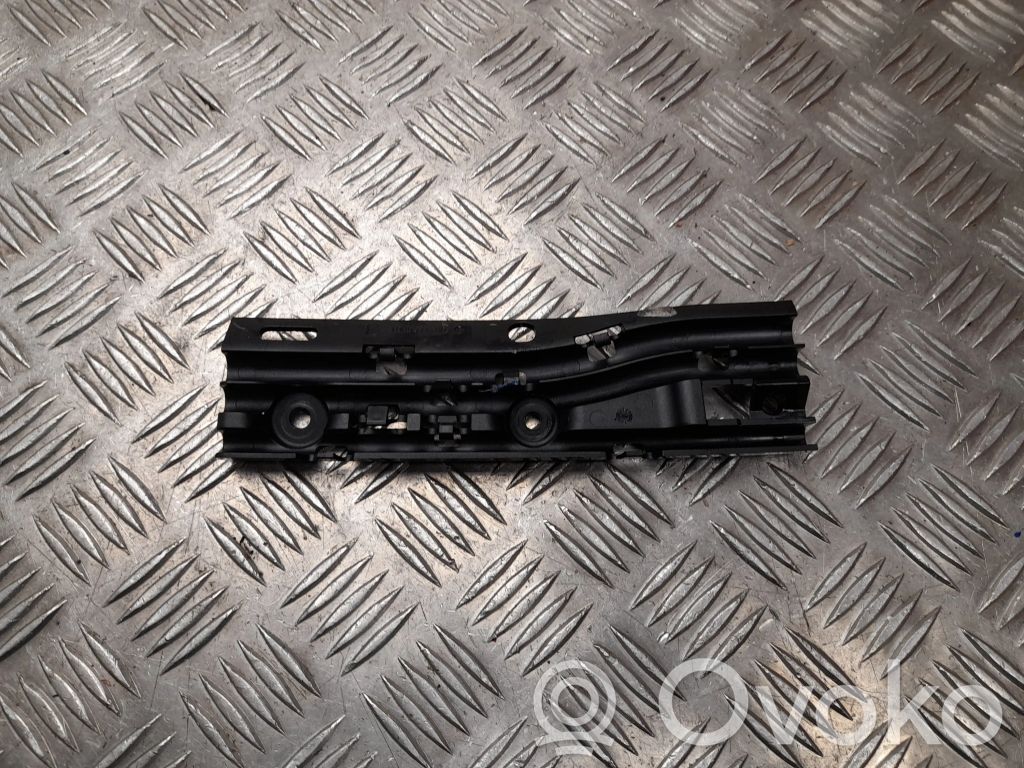 Tesla Model S Muu sisätilojen osa 