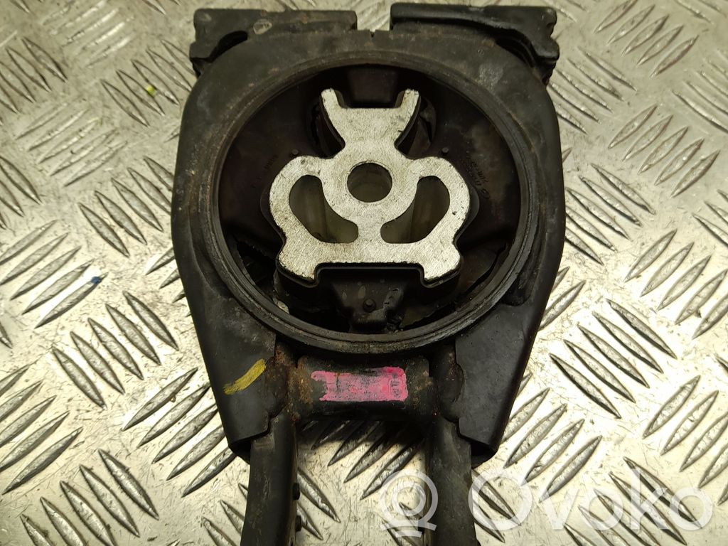 Engine mount bracket   PK,2E11,VD34486