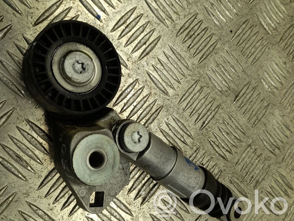 Mazda CX-30 Napinacz paska rozrządu 