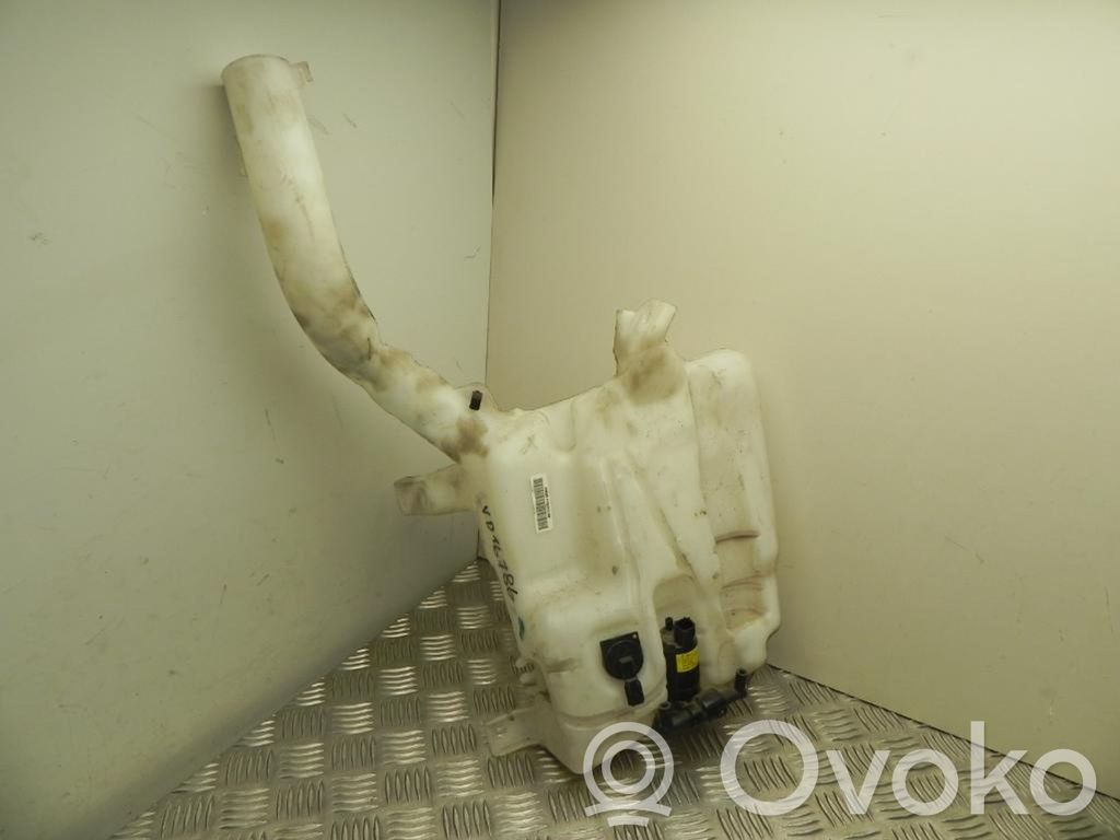Mercedes-Benz C AMG W204 Langų skysčio bakelis 