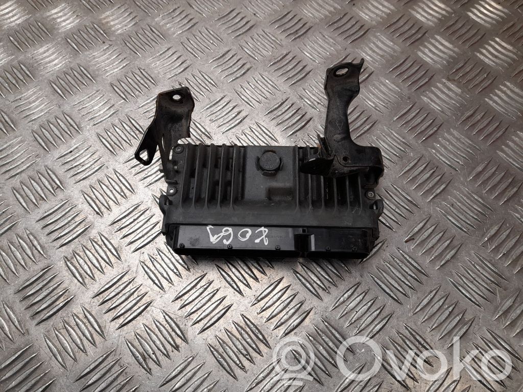 Toyota Yaris Cross Sterownik / Moduł ECU 