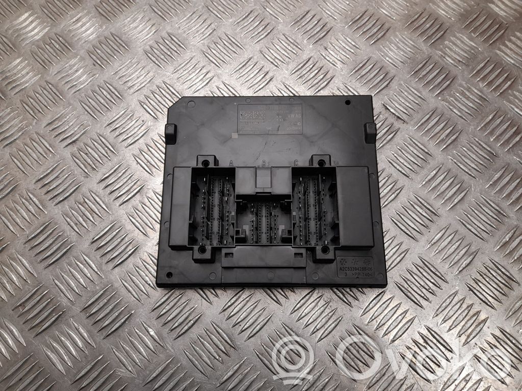 Mukavuusmoduuli   5Q0937084EB,G8375