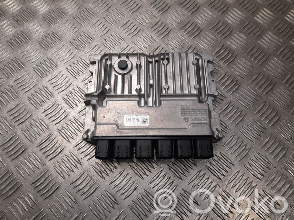 BMW 3 G20 G21 Engine control unit/module 