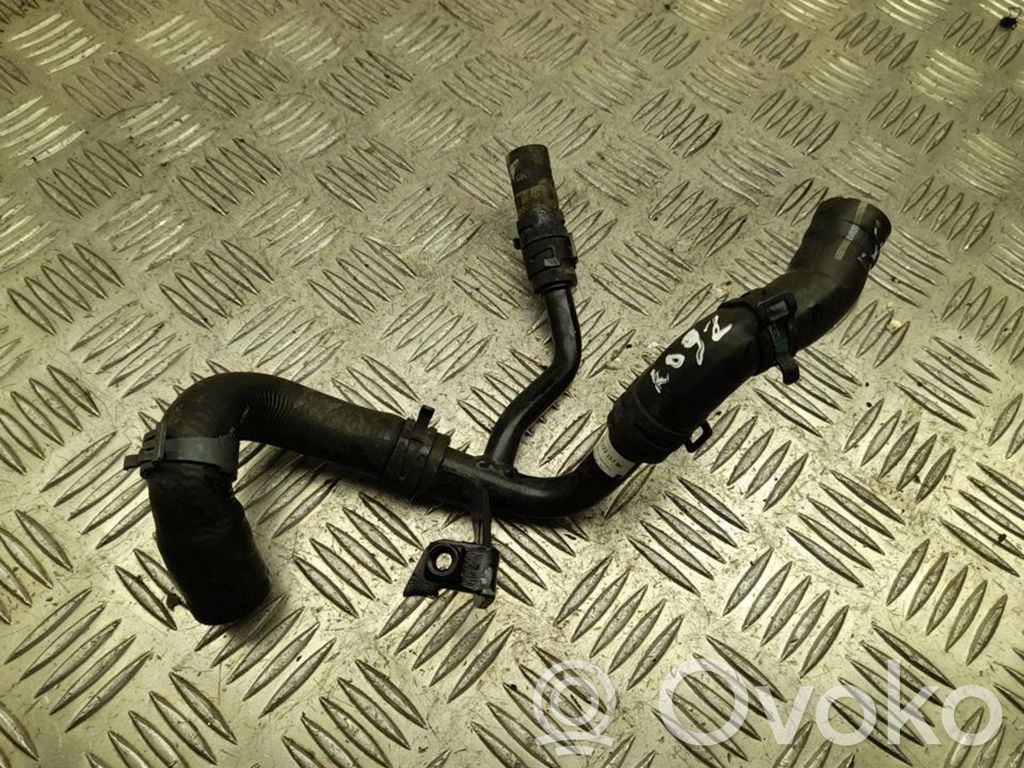 Audi A6 S6 C8 4K Engine coolant pipe/hose 