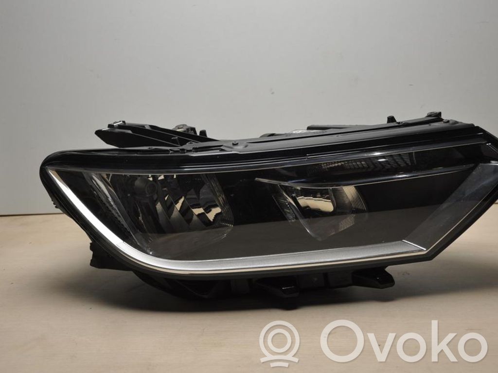 Volkswagen PASSAT B8 Scheinwerfer 