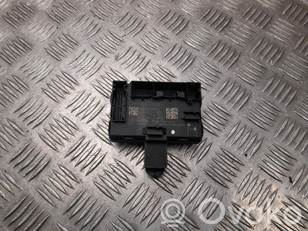 Audi Q8 e-tron Door control unit/module 