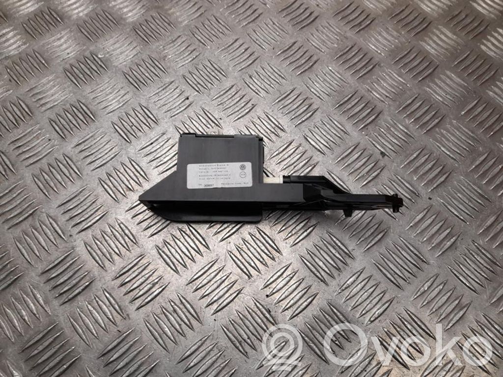 Volkswagen PASSAT B8 Tailgate/trunk/boot lift motor 