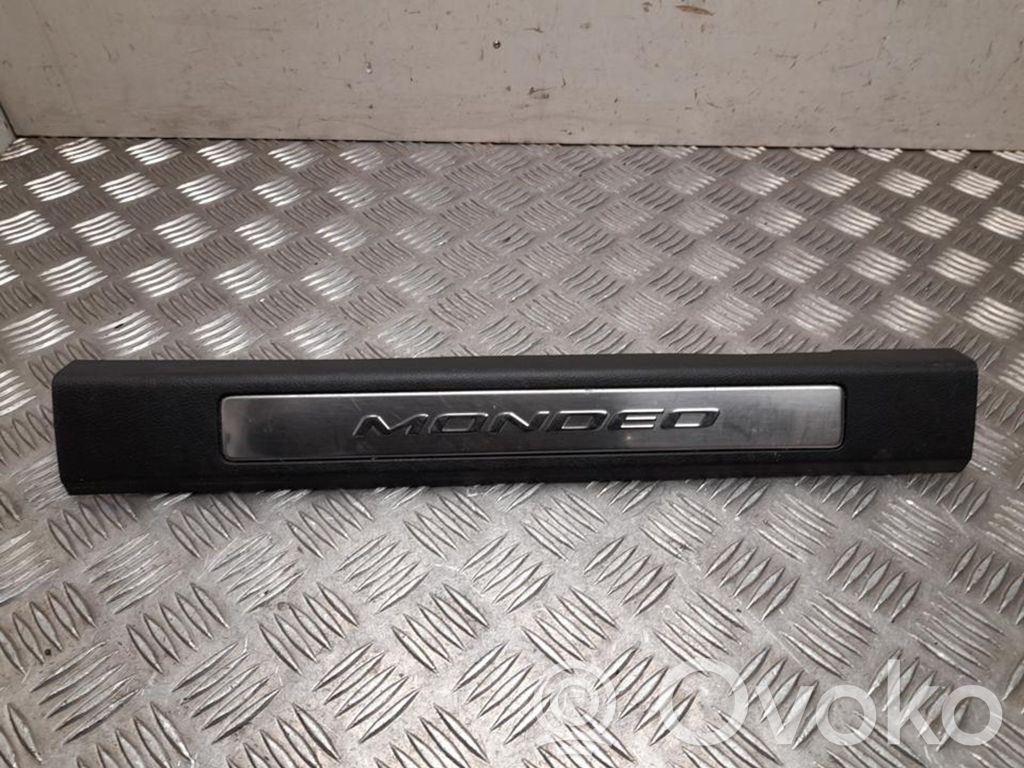 Ford Mondeo MK V Inny części progu i słupka 
