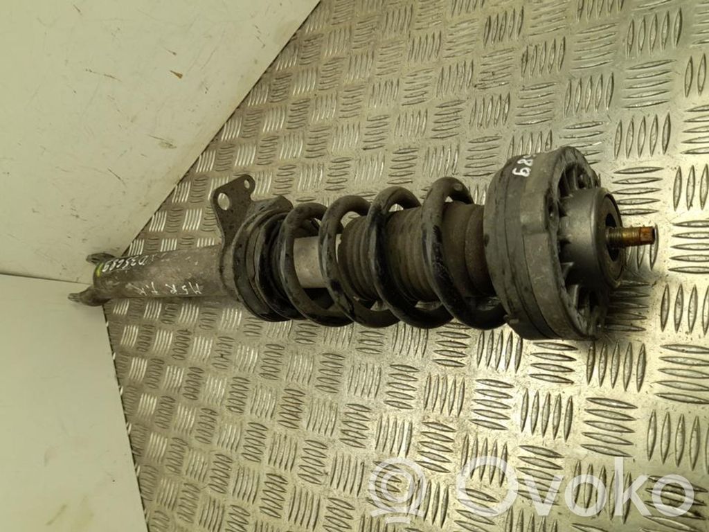 BMW 5 F10 F11 Priekšpusē amortizators ar atsperi 