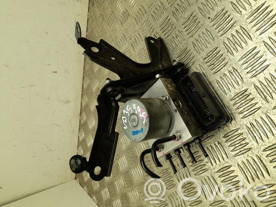Toyota Yaris Cross ABS control unit/module 