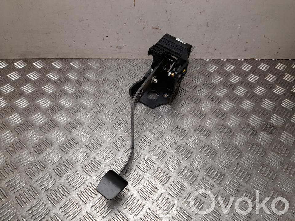 Pedał sprzęgła   3040035500,H2638