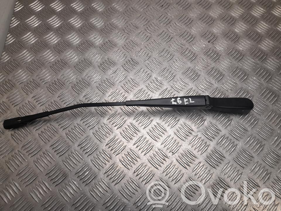 Mercedes-Benz CLA C118 X118 Bras d'essuie-glace avant