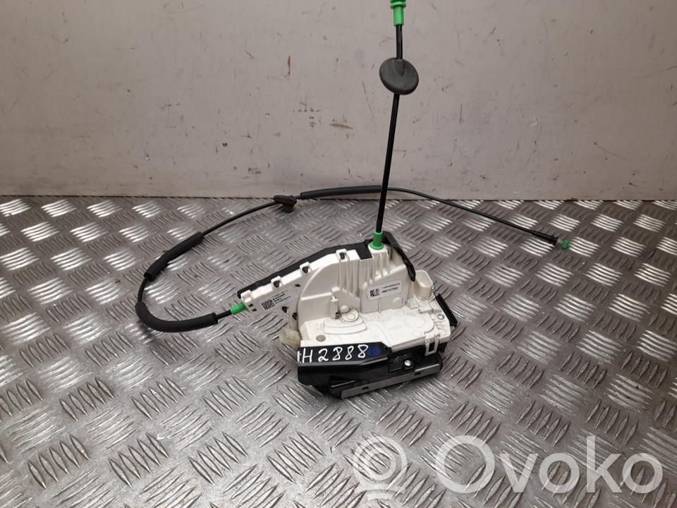Tesla Model X Türschloss vorne 