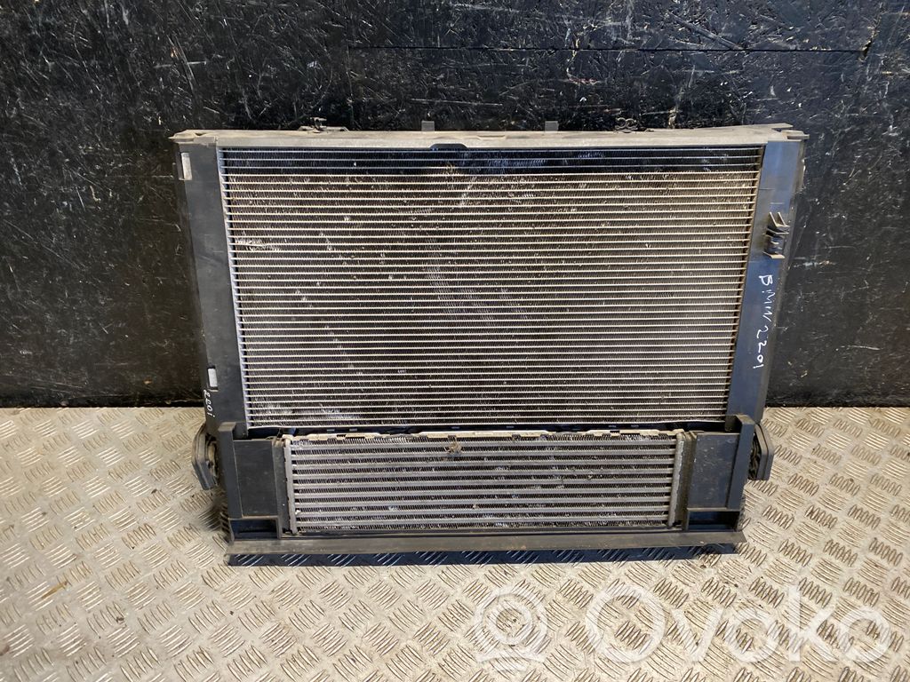 BMW 2 F22 F23 Aušinimo skysčio radiatorius 