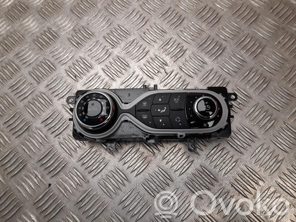 Renault Zoe Panel klimatyzacji 