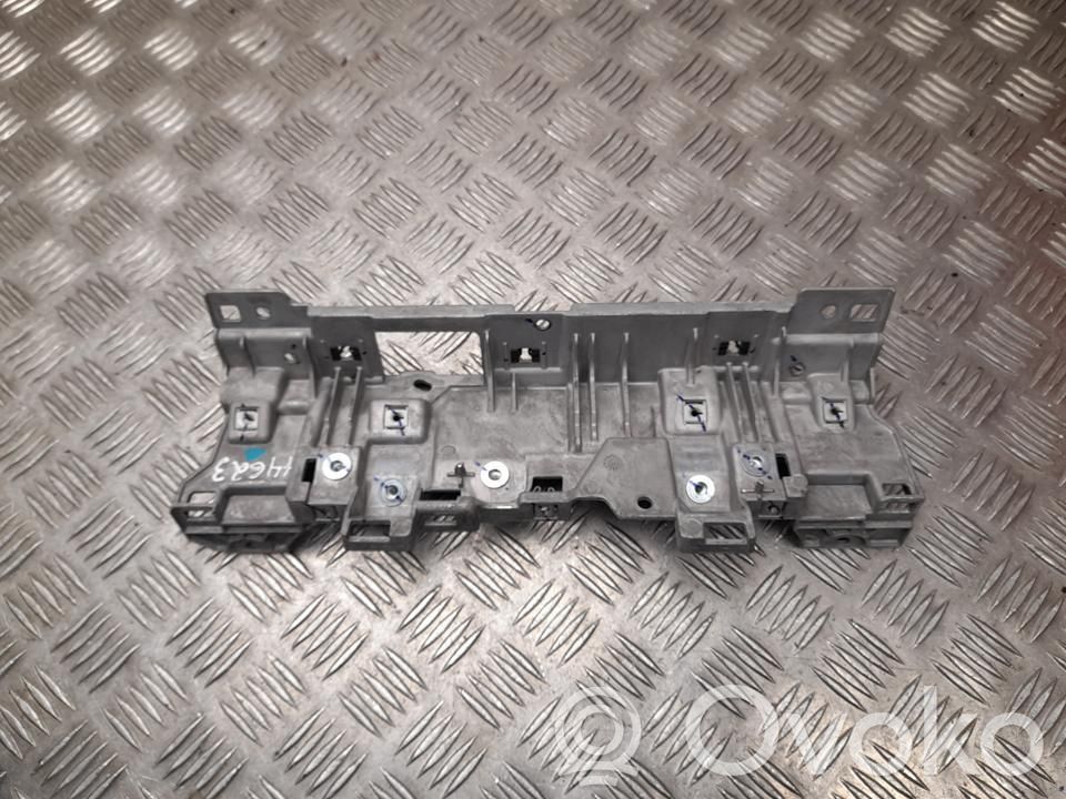 Otras partes del panel de instrumentos   Y0434026,574297,H4623