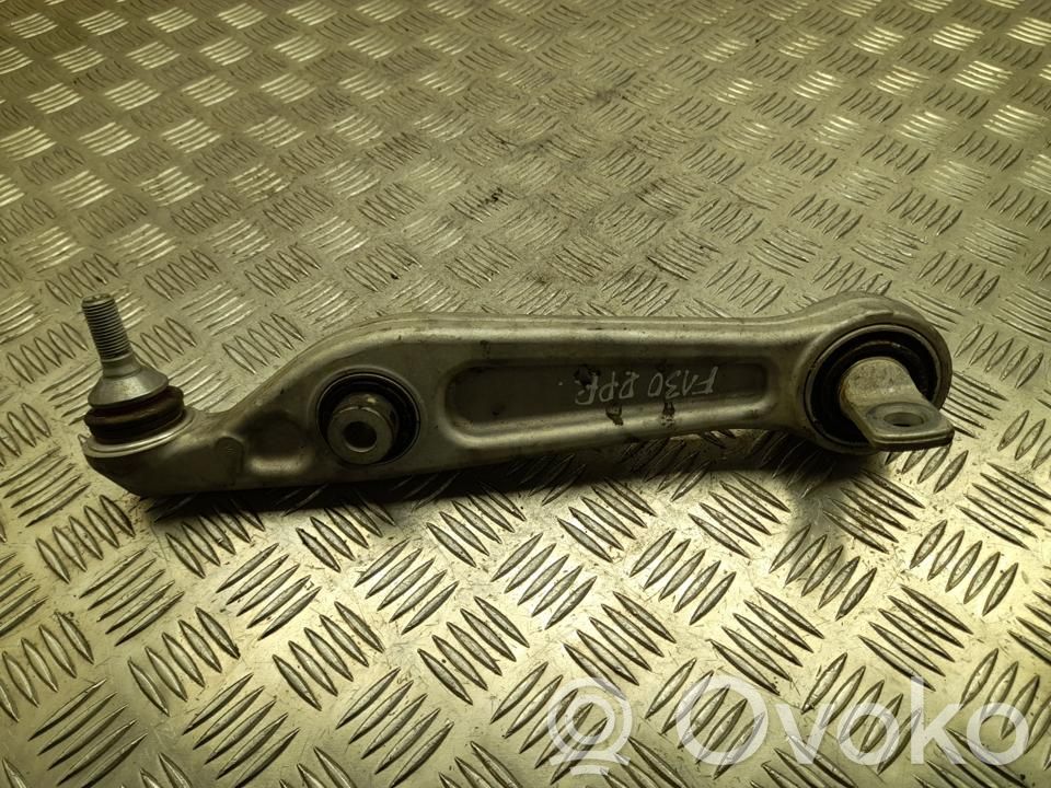 Tesla Model Y Dakša 