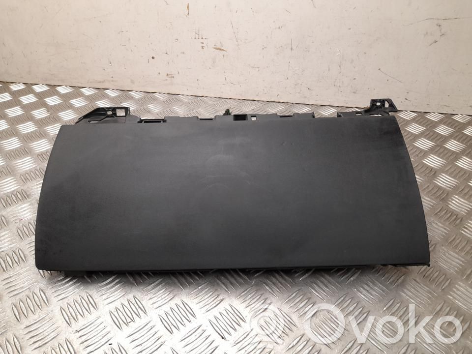 Tesla Model 3 Daiktadėžės (bordačioko) komplektas 