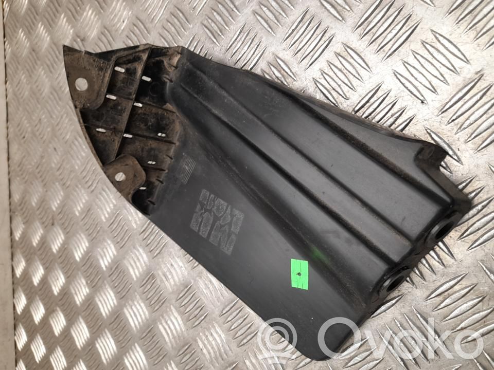 KIA Ceed Kita slenkscių/ statramsčių apdailos detalė 