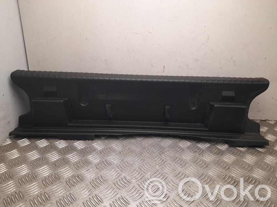 Opel Mokka B Moldura inferior 