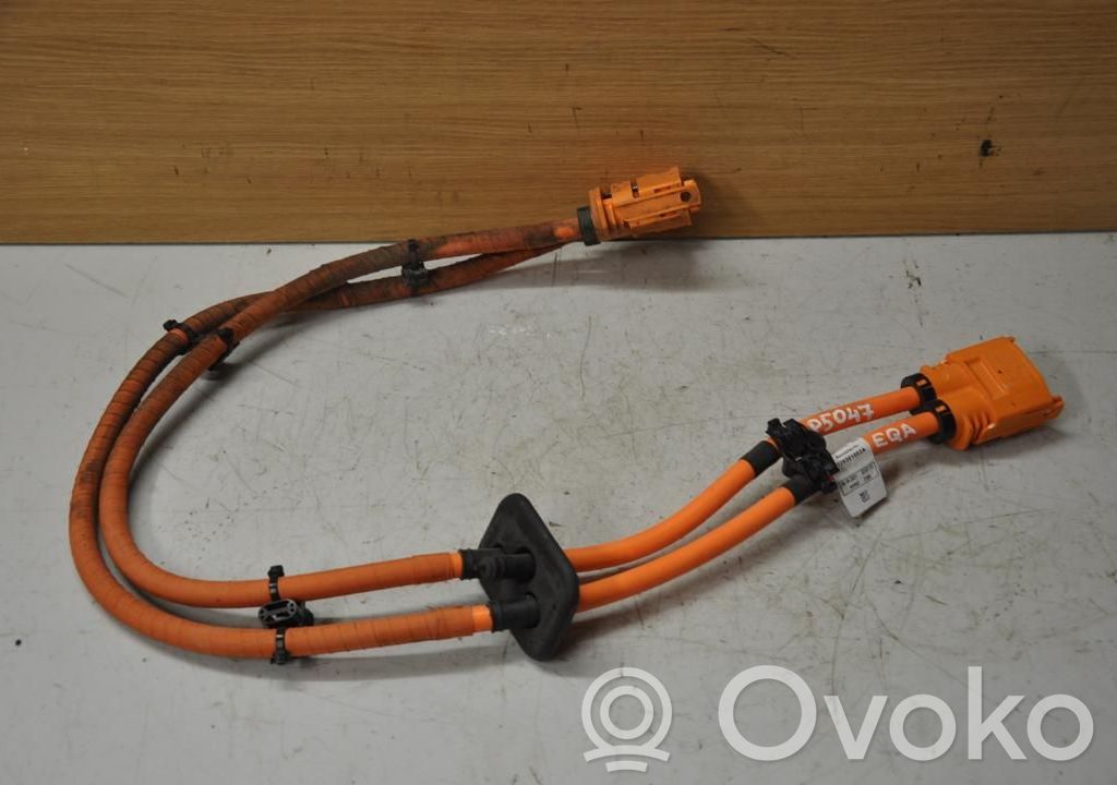 Mercedes-Benz EQA Muu johtosarja 