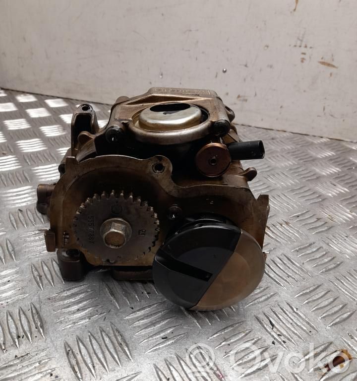 Opel Astra K Eļļas sūknis 