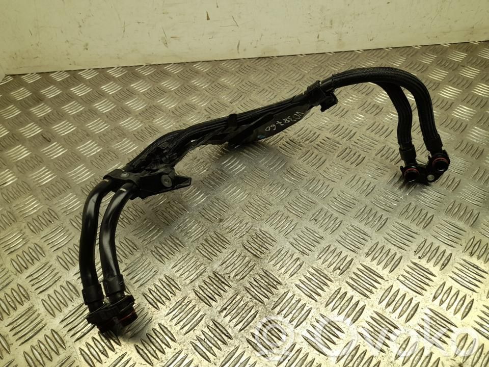 BMW 5 G60 G61 Conductă/furtun lichid de răcire motor 