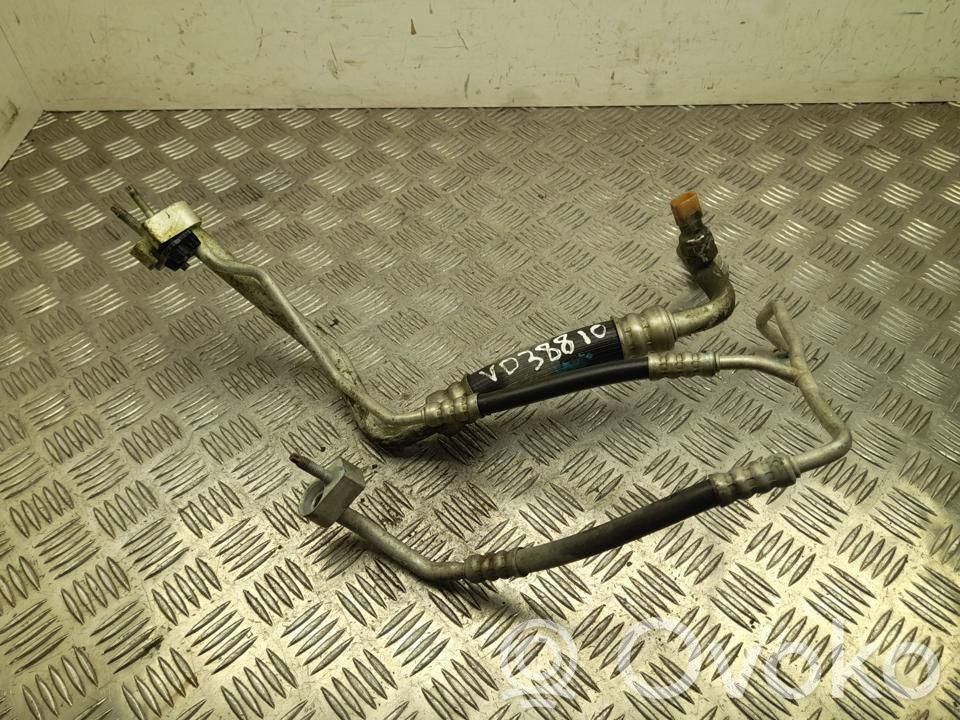 Tesla Model X Ilmastointilaitteen putki (A/C) 